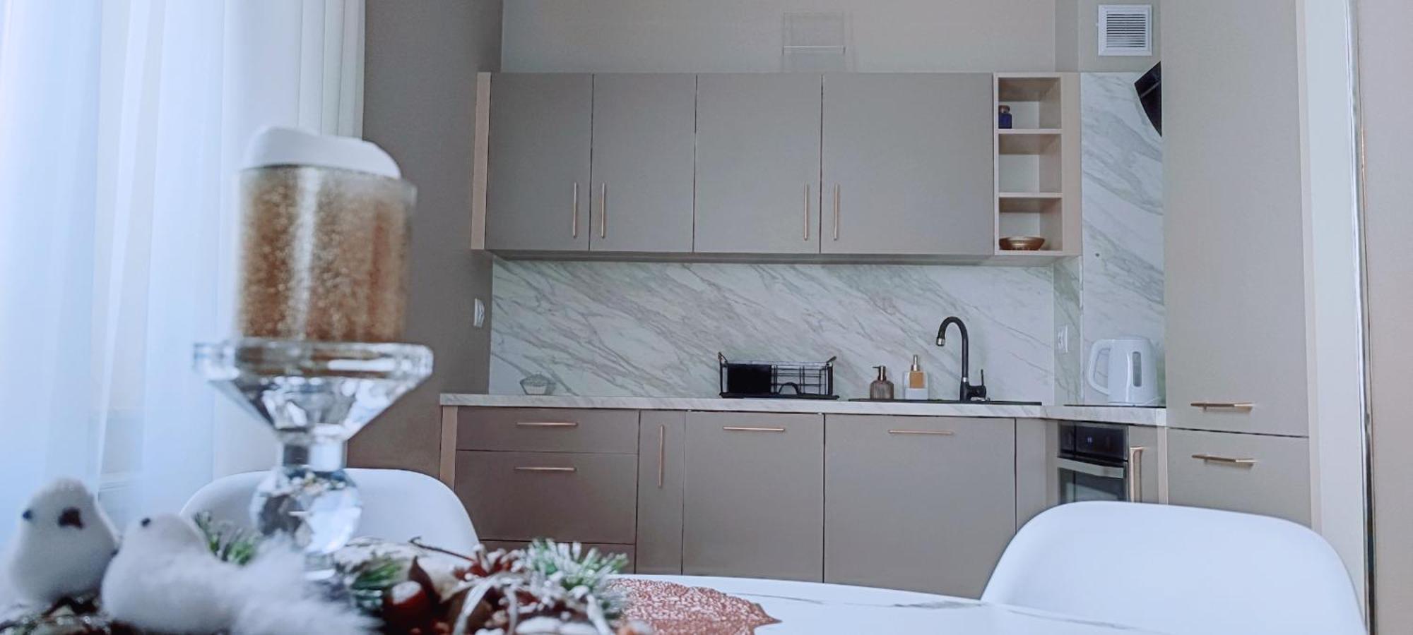 Cosmopolitan Apartament Z Bezplatnym, Prywatnym Parkingiem W Hali Garazowej Thorn Exterior foto